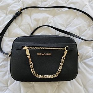 Michael Kors Jet Set black leather cross body